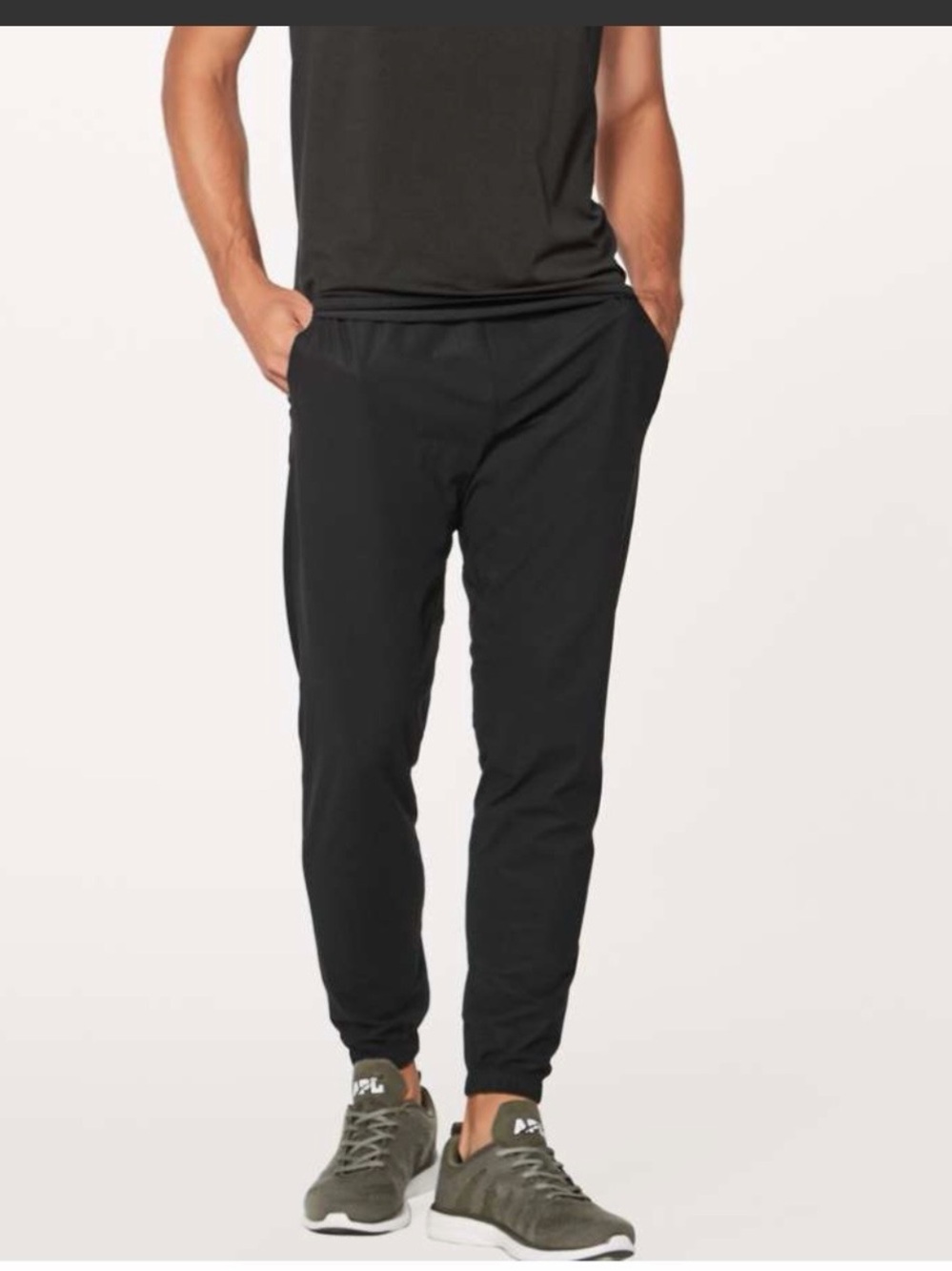 Lululemon Size Medium Surge Jogger Pants in Black GUC